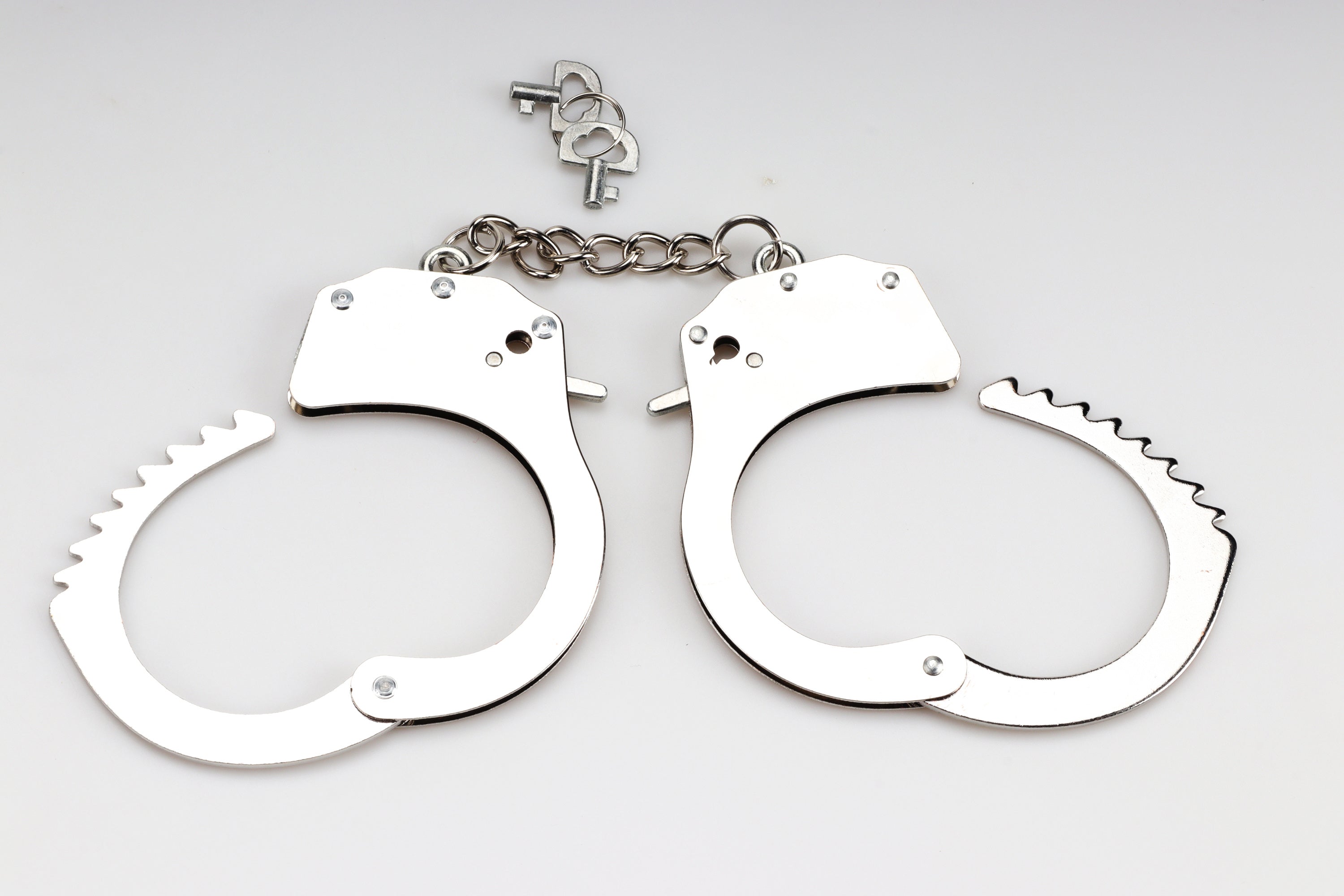 SinsFactory - Metal Handcuffs
